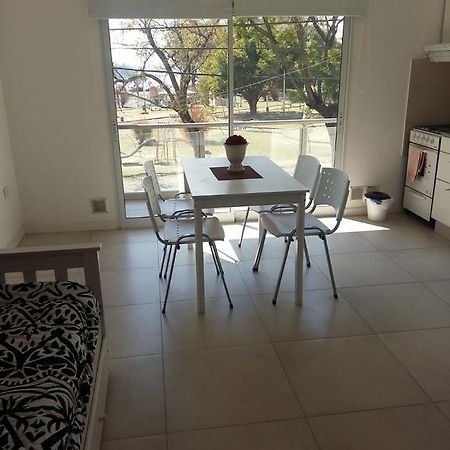 Frente Al Rio Apartment Paraná Екстериор снимка