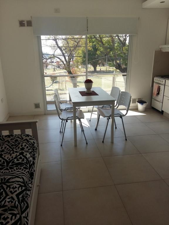 Frente Al Rio Apartment Paraná Екстериор снимка