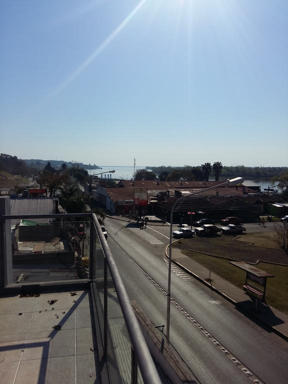 Frente Al Rio Apartment Paraná Екстериор снимка